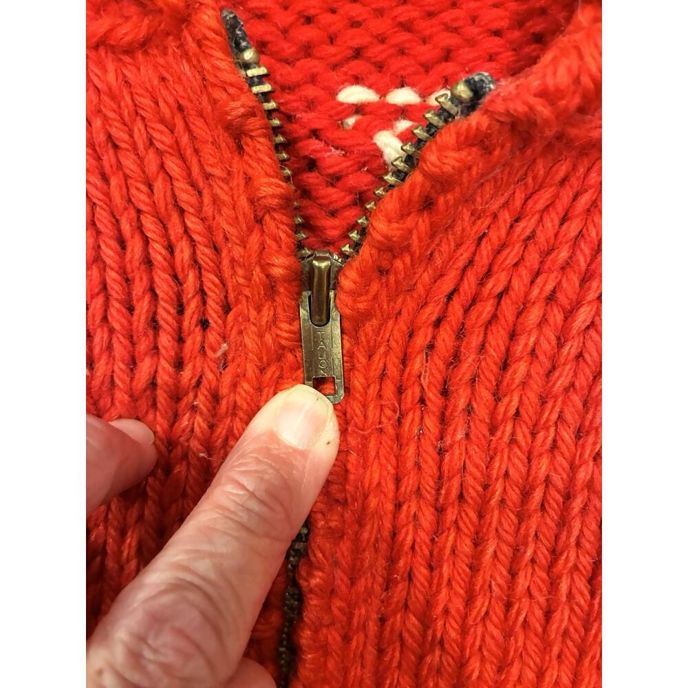 VINTAGE 50s Goose Cowichan 100% Wool Zip Cardigan Sweater Mary Maxim Red - Picture 10 of 16